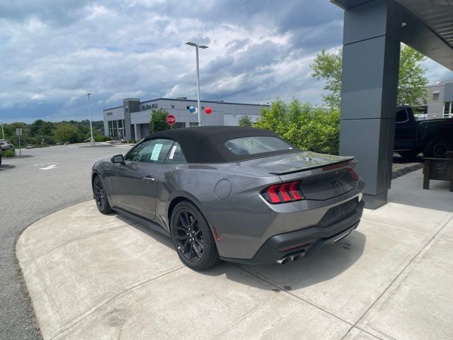 2025 Ford Mustang GT Premium Convertible - Photo 41