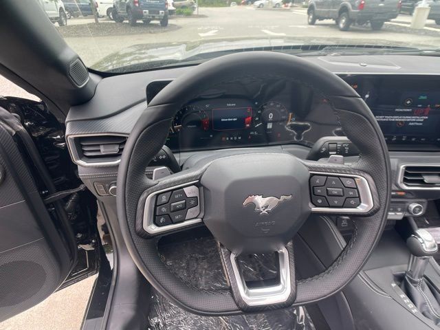 2025 Ford Mustang GT Premium Convertible - Photo 17