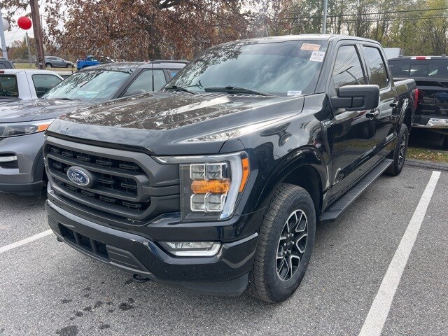 2023 Ford F-150 XLT photo 3