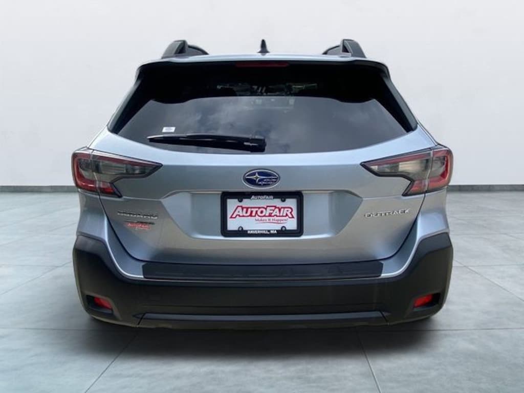 Used 2024 Subaru Outback Premium SUV