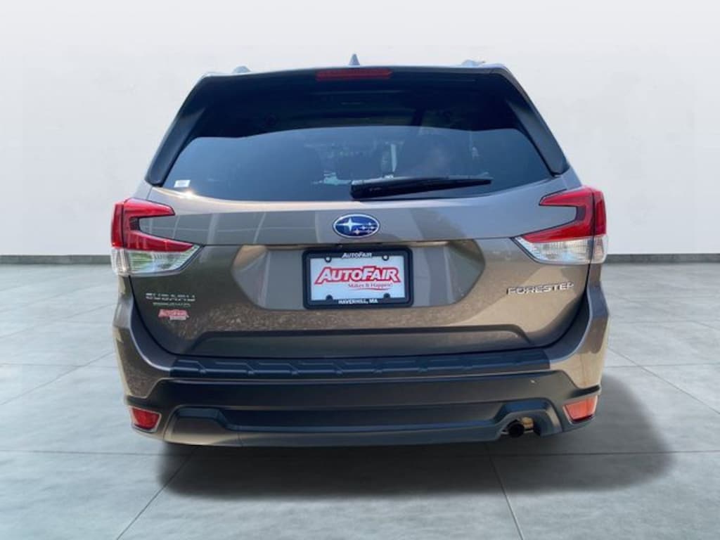 Used 2023 Subaru Forester Premium SUV