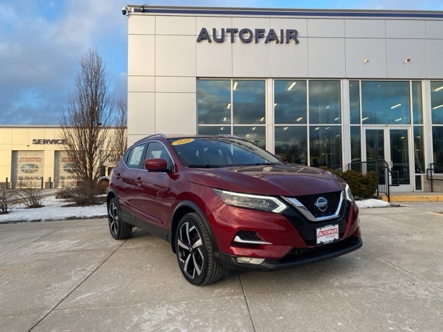 2020 Nissan Rogue Sport SL's photo