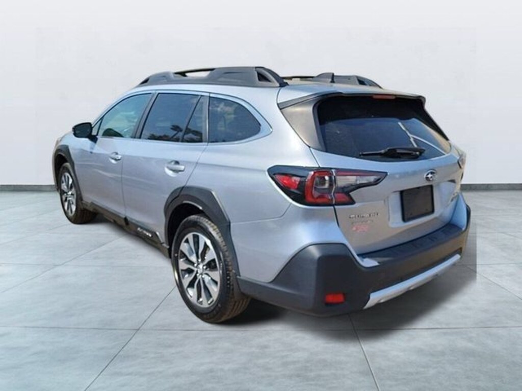 Used 2024 Subaru Outback Limited SUV