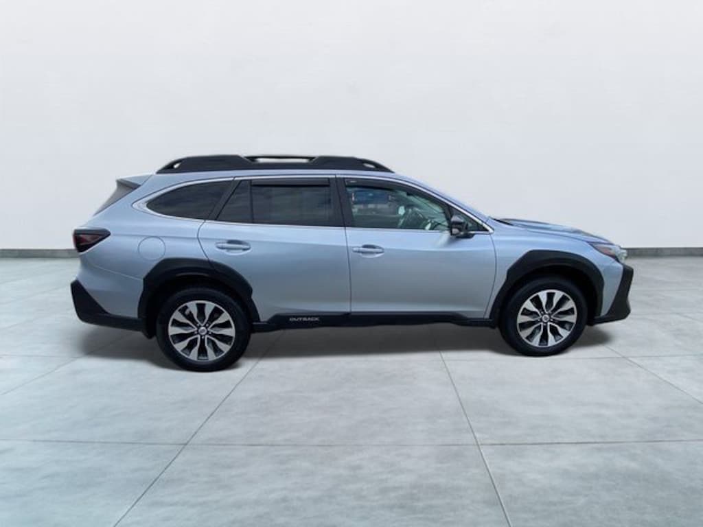Used 2023 Subaru Outback Limited SUV