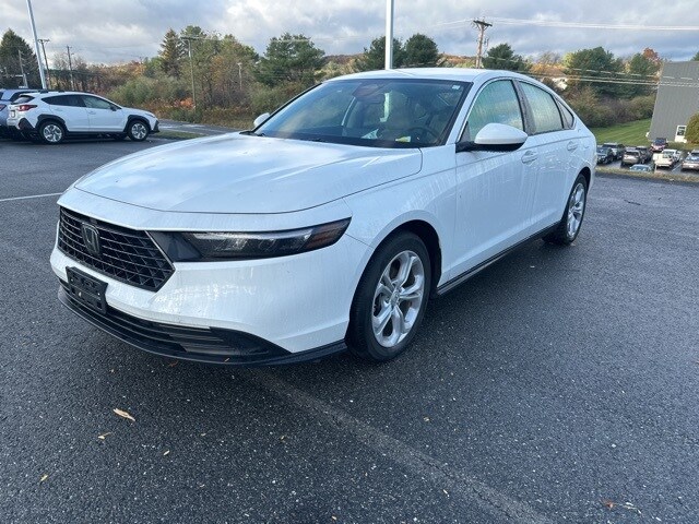 2024 Honda Accord LX photo 3