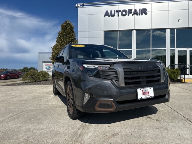 2025 Subaru Forester Sport's photo