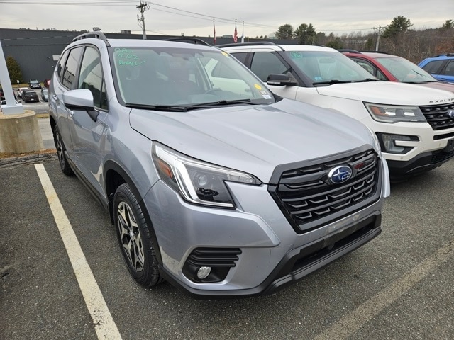 2023 Subaru Forester Premium's photo
