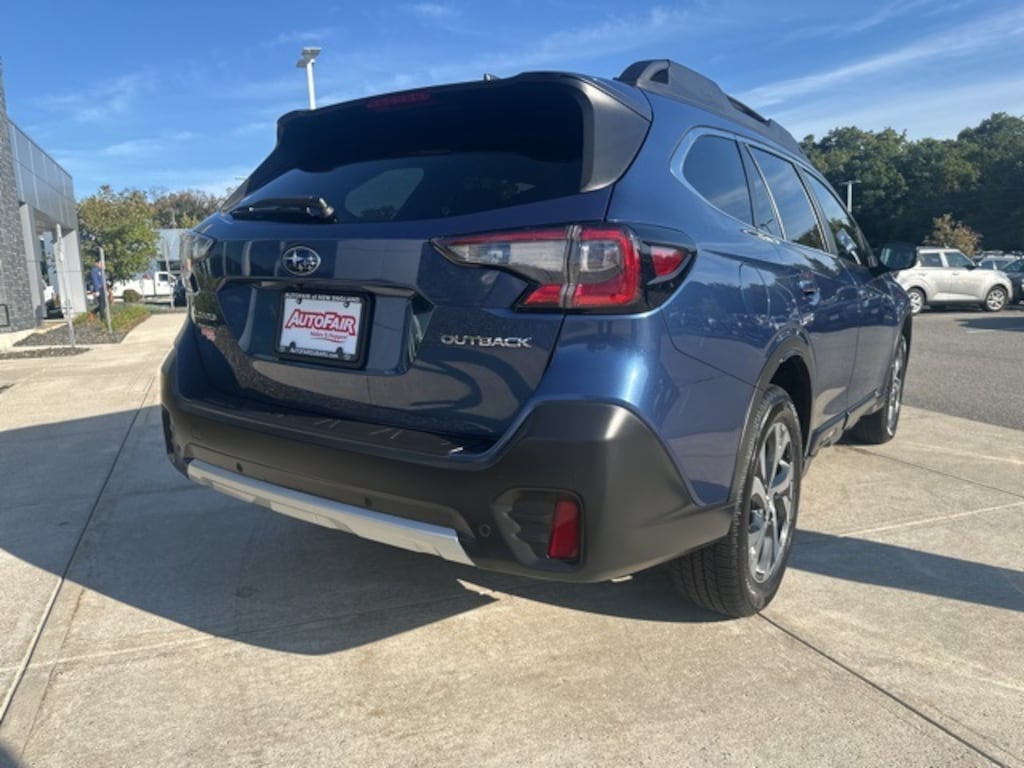Used 2022 Subaru Outback Limited SUV