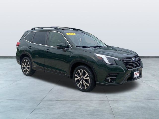 2023 Subaru Forester Limited's photo