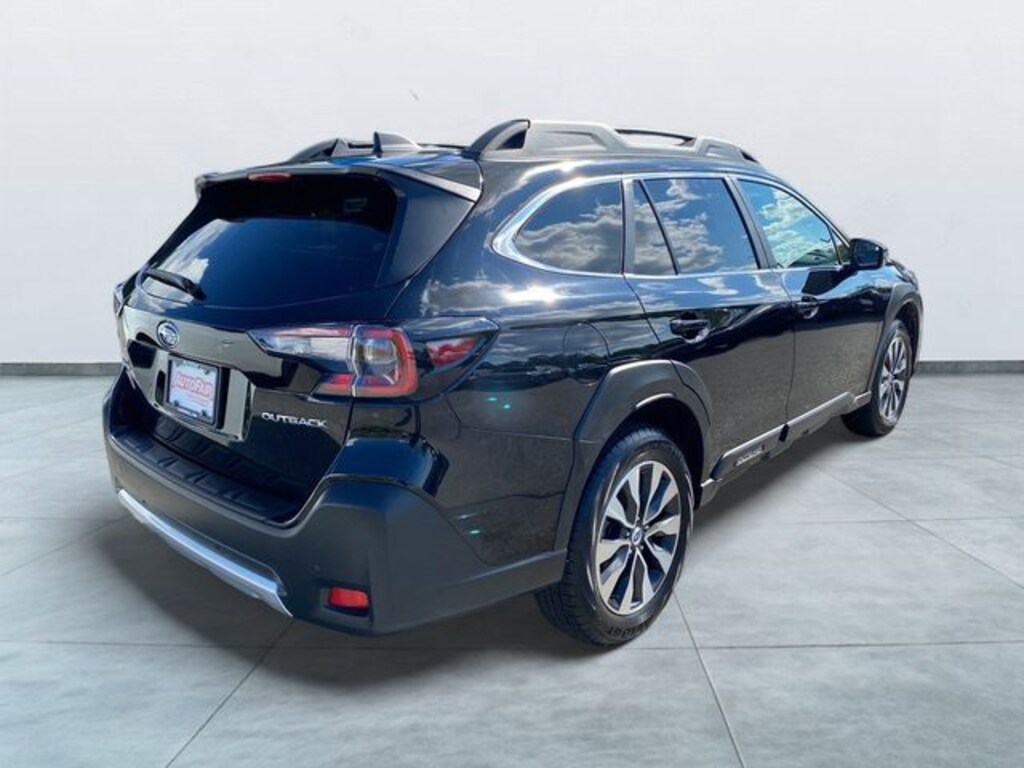 Certified 2025 Subaru Outback Limited SUV