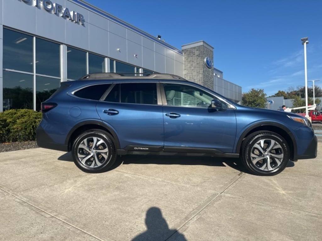 Used 2022 Subaru Outback Limited SUV