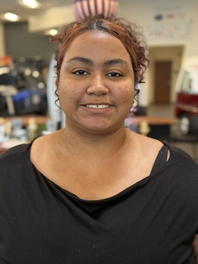 Staff member Yesmarie Dejesus from ID_6f6962c7f1d4