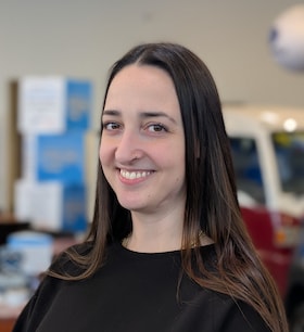 Staff member Jill Feldman from ID_49e3edfe9c1e