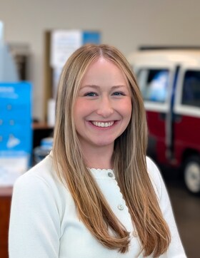 Staff member Brandy Copeland from ID_a5e91998f809