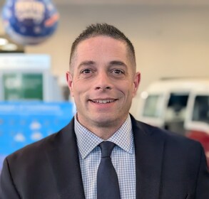 Staff member Tom D'Alessandro  from ID_49e3edfe9c1e