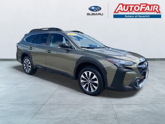 2025 Subaru Outback Limited's photo