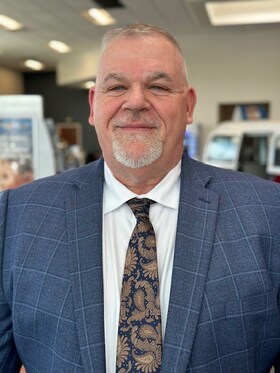 Staff member Jerry Cordero from ID_49e3edfe9c1e