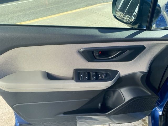 2026 Subaru Forester Base - Photo 11