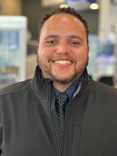 Staff member Reynaldo Mejia from ID_55ab9ec0a272