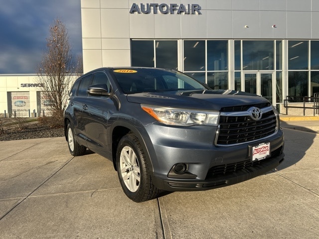2016 Toyota Highlander LE