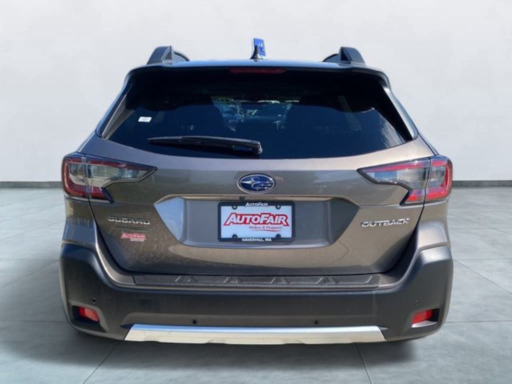 Used 2023 Subaru Outback Limited SUV