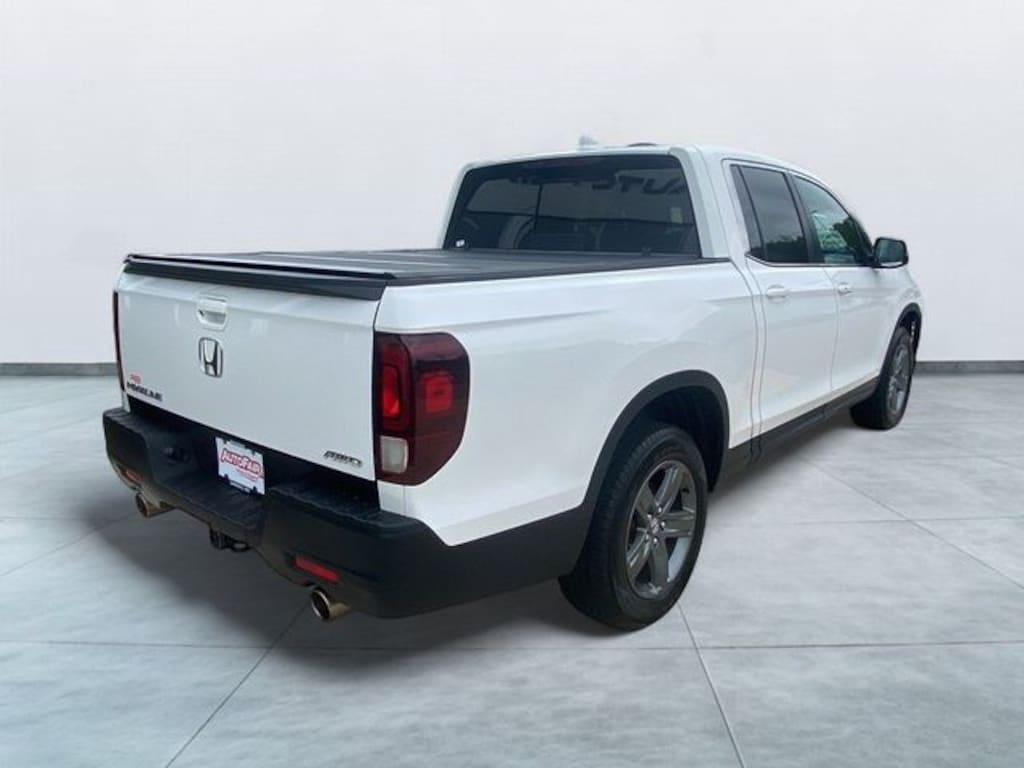 Certified 2023 Honda Ridgeline RTL Truck