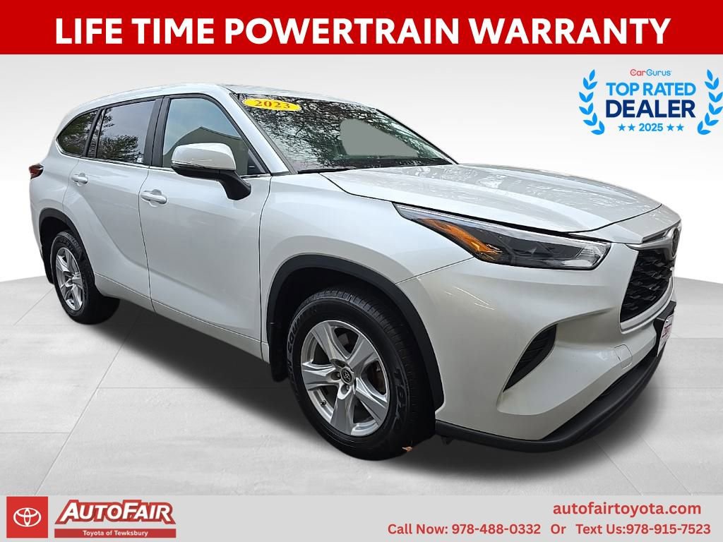 2023 Toyota Highlander L's photo