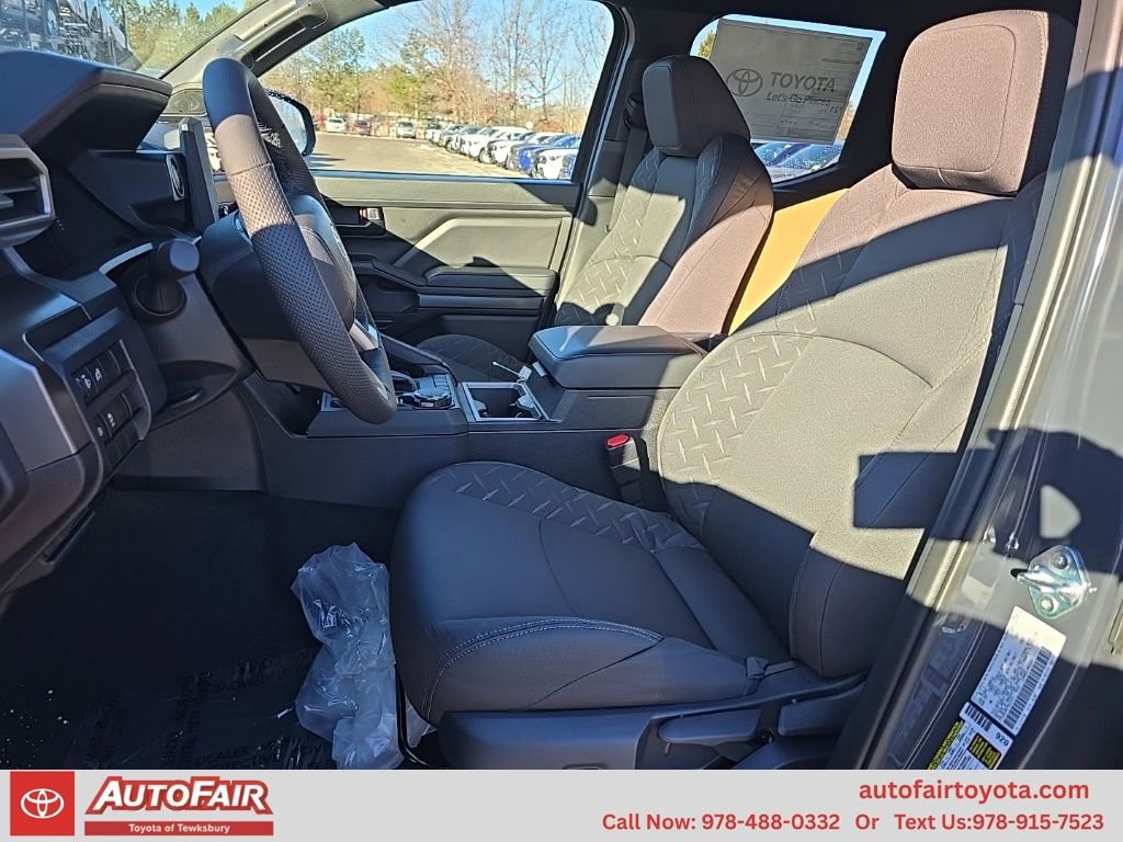 2026 Toyota Tacoma SR5 - Photo 16