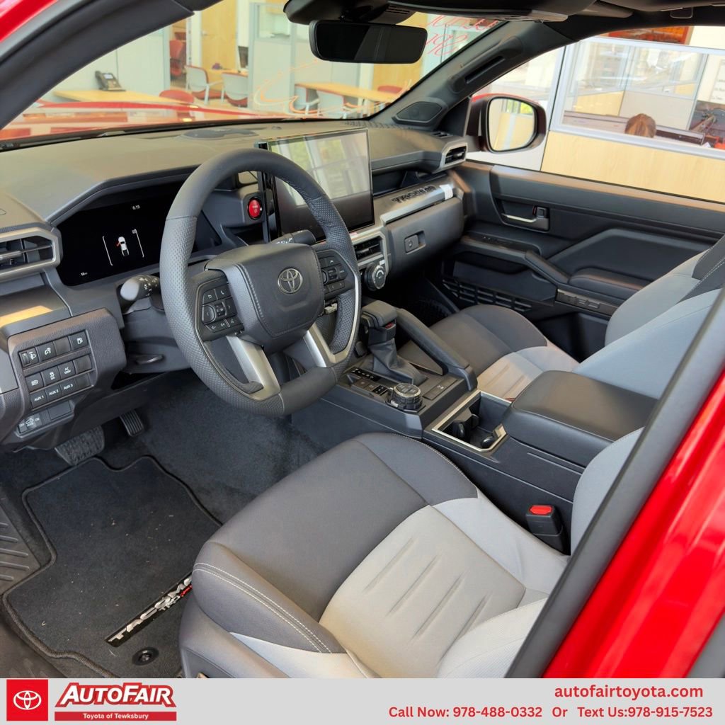 2025 Toyota Tacoma TRD Off Road - Photo 11