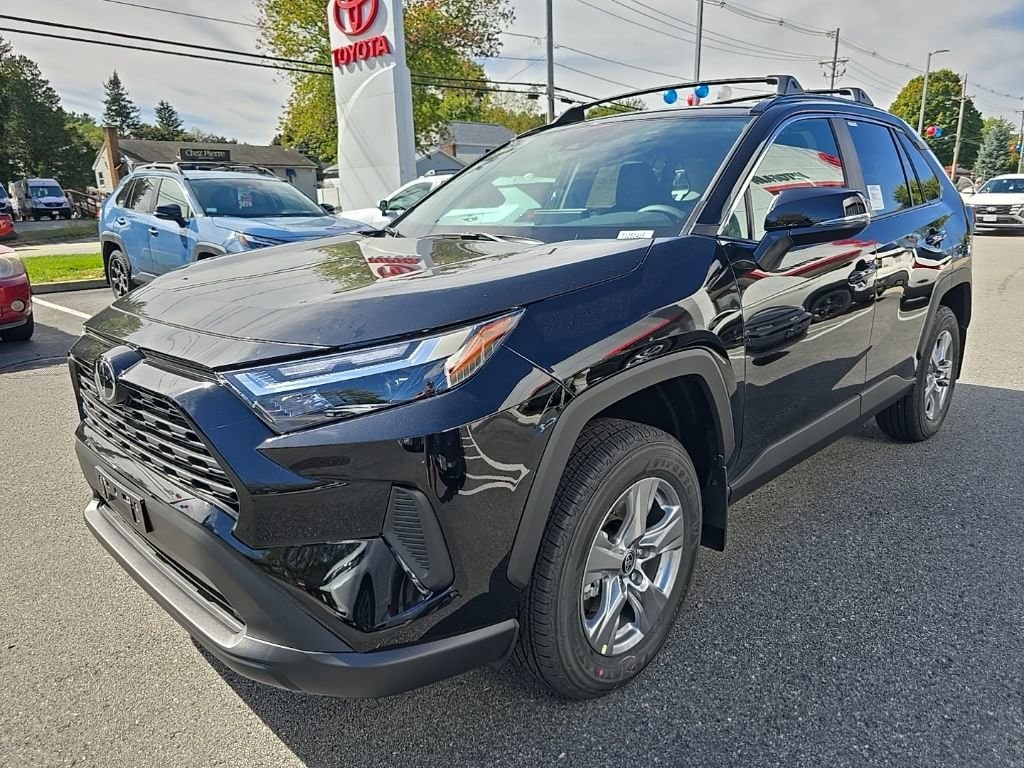 New 2025 Toyota RAV4 XLE SUV