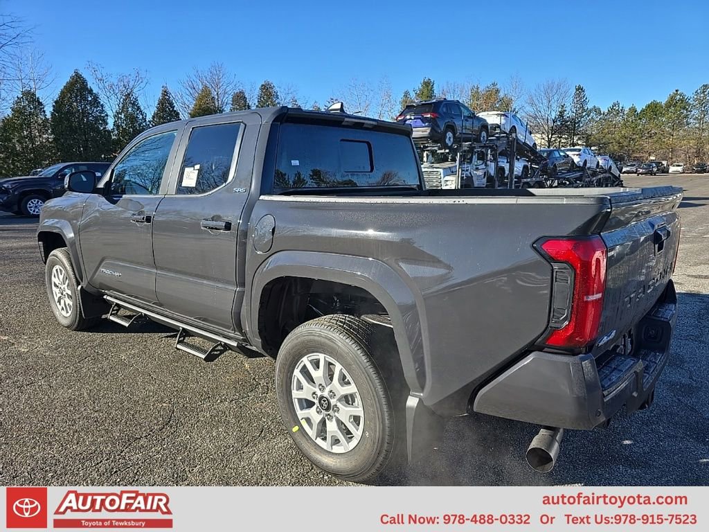 2026 Toyota Tacoma SR5 - Photo 6