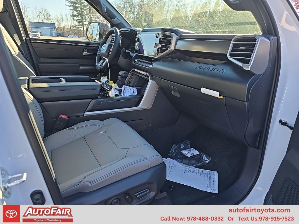 2026 Toyota Tundra SR5 - Photo 21