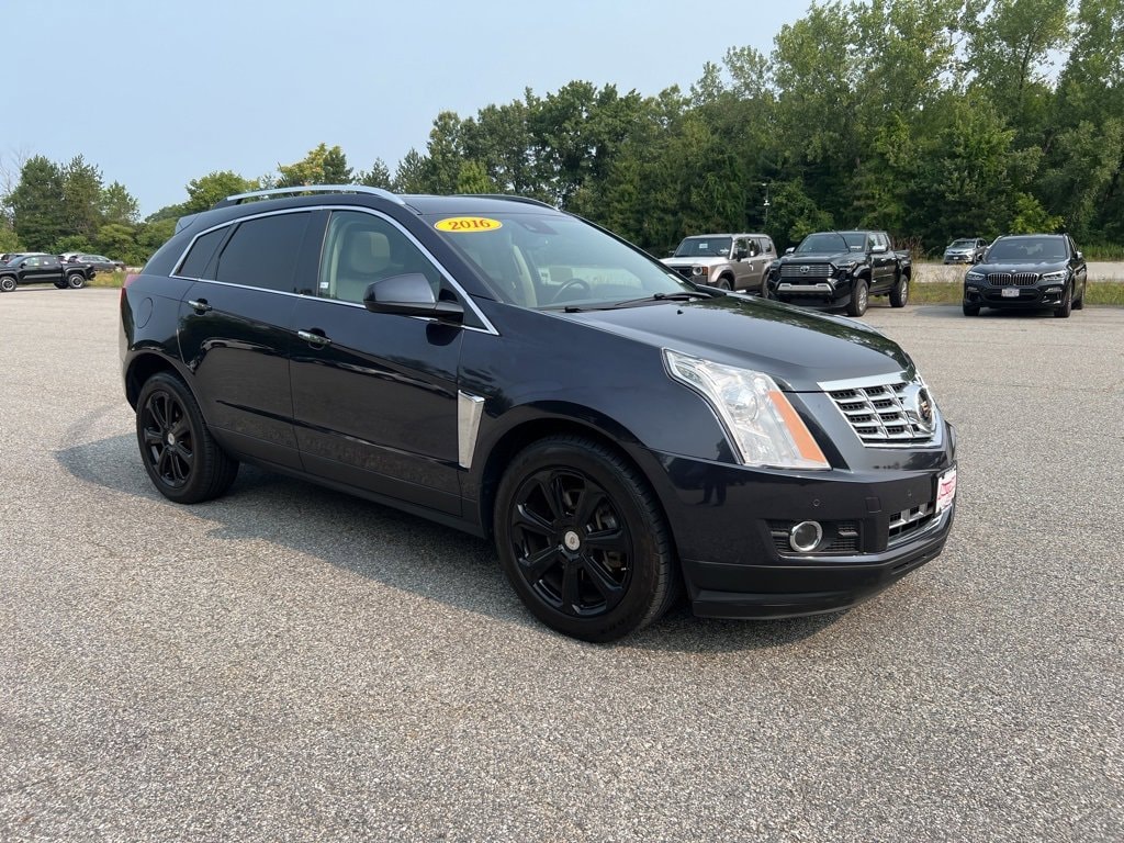 Used 2016 Cadillac SRX Premium Collection with VIN 3GYFNDE36GS526670 for sale in Tewksbury, MA