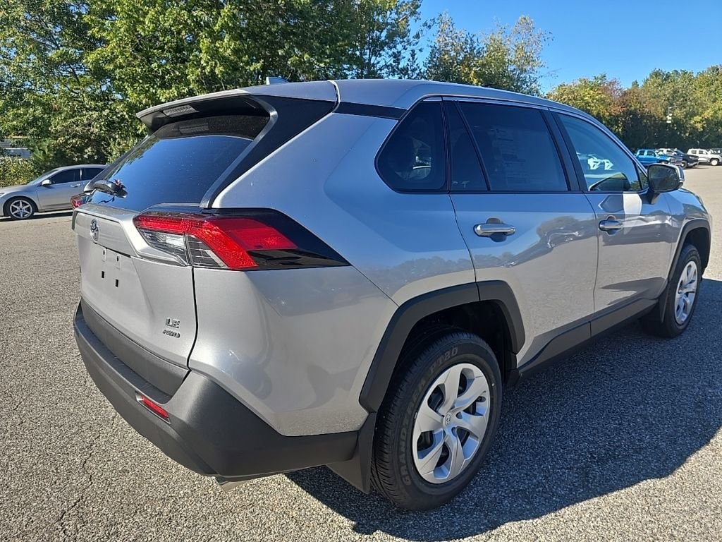 New 2025 Toyota RAV4 LE SUV