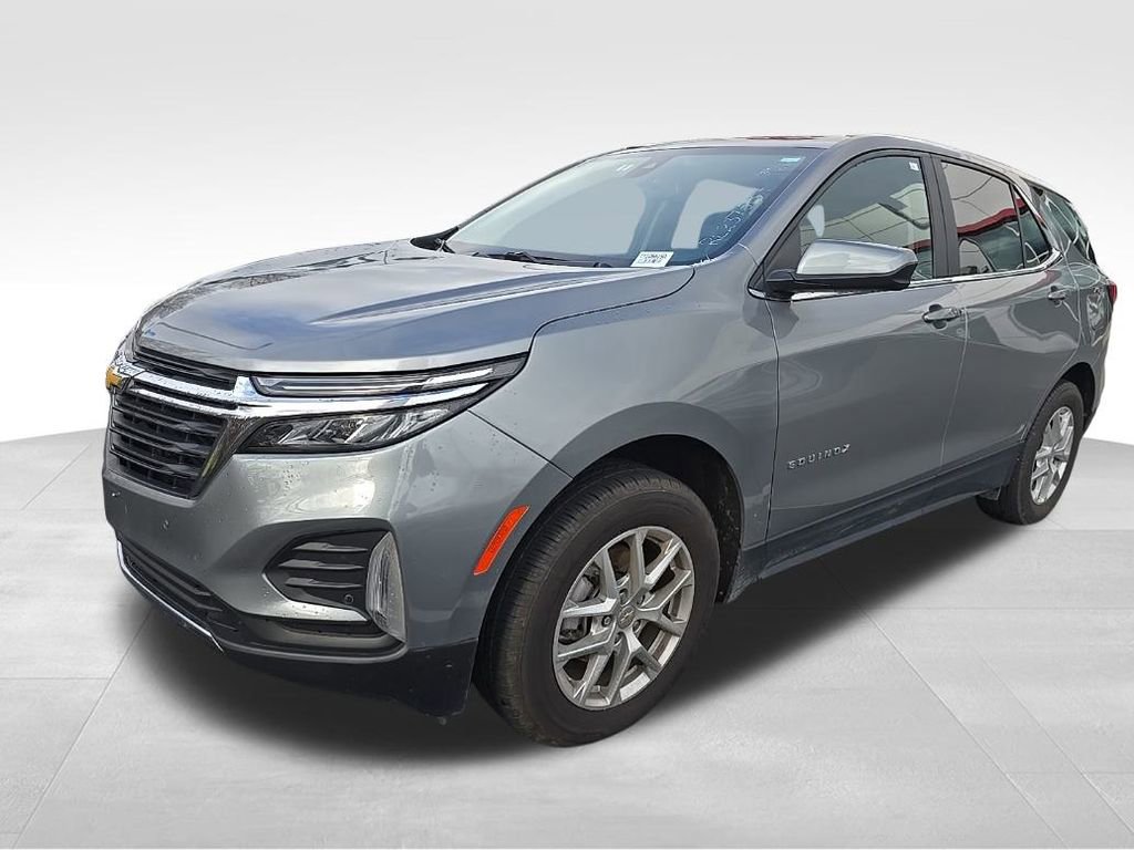 2024 Chevrolet Equinox photo 3