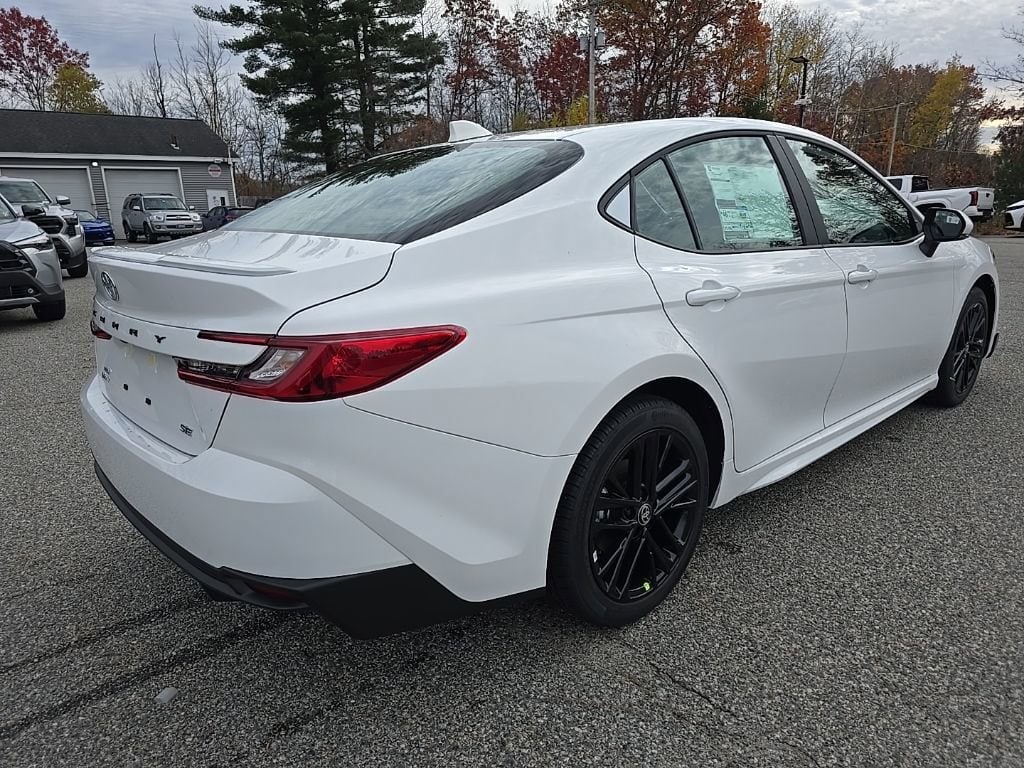 New 2026 Toyota Camry SE Sedan