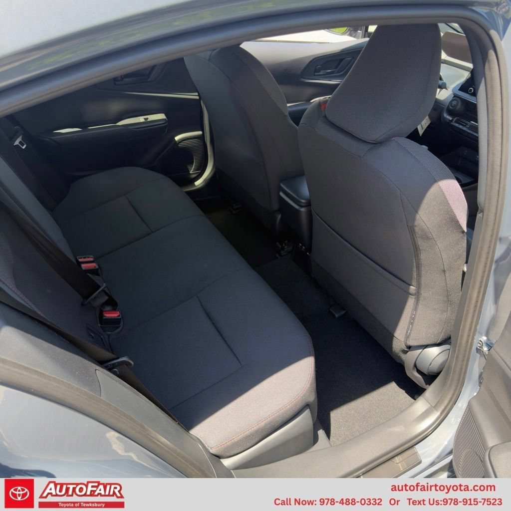 2026 Toyota Prius Plug-in Hybrid SE - Photo 21