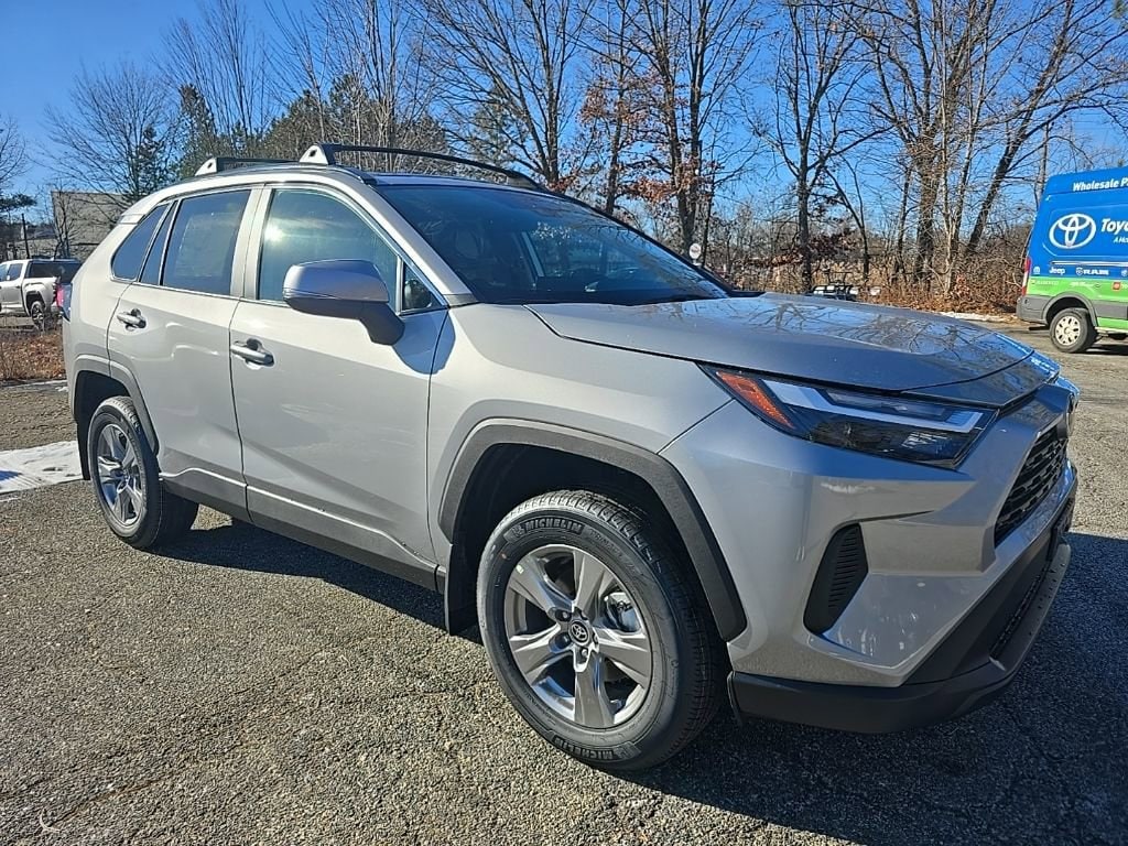 New 2025 Toyota RAV4 XLE SUV
