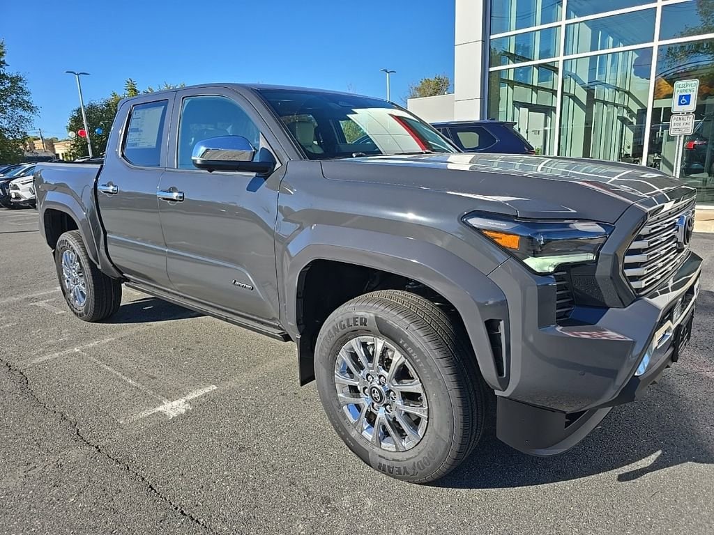 New 2025 Toyota Tacoma Limited Truck Double Cab
