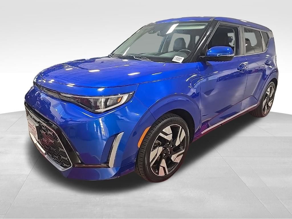 2023 Kia Soul GT-Line photo 3