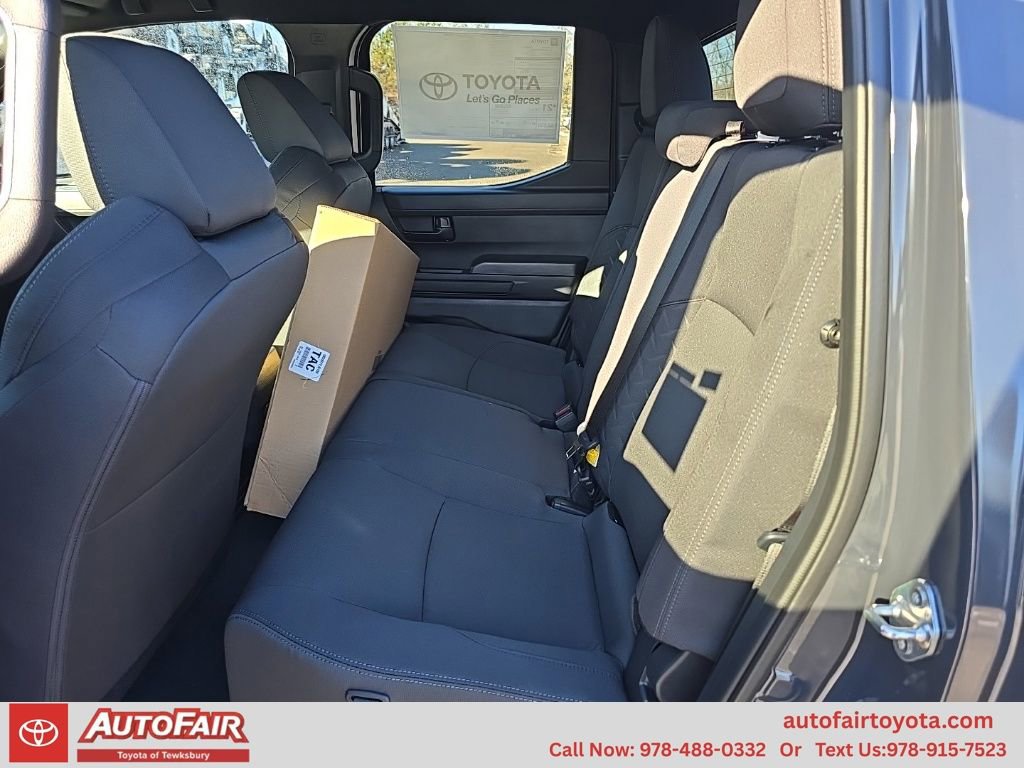 2026 Toyota Tacoma SR5 - Photo 18