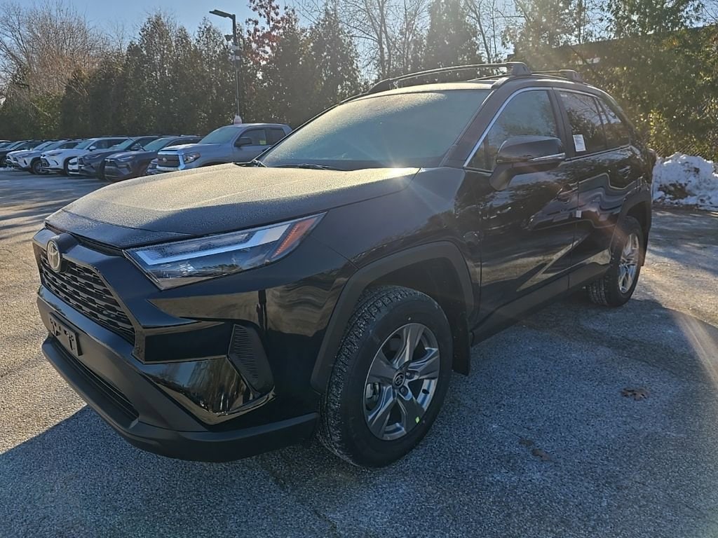 New 2025 Toyota RAV4 XLE SUV