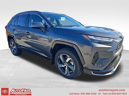 2025 Toyota RAV4 Plug-in Hybrid SE SUV