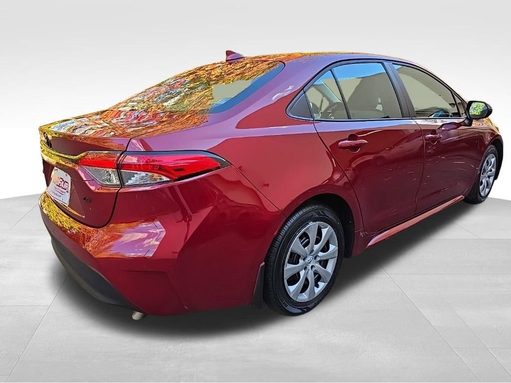 Used 2025 Toyota Corolla LE Sedan