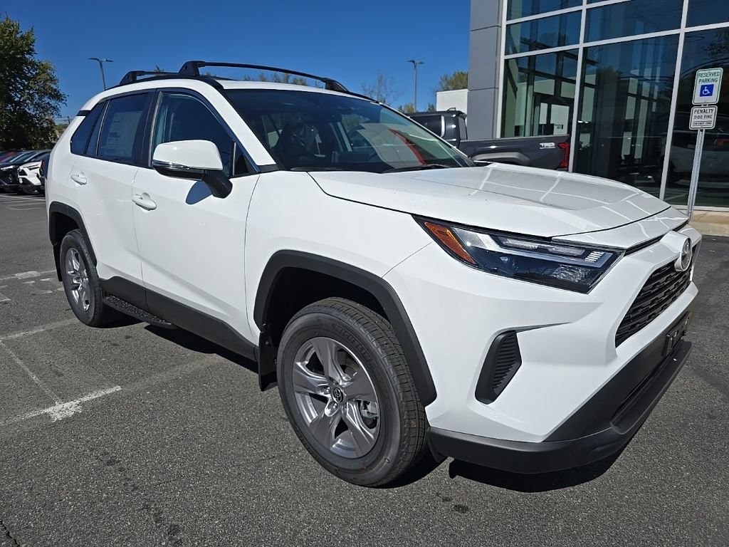 New 2025 Toyota RAV4 XLE SUV