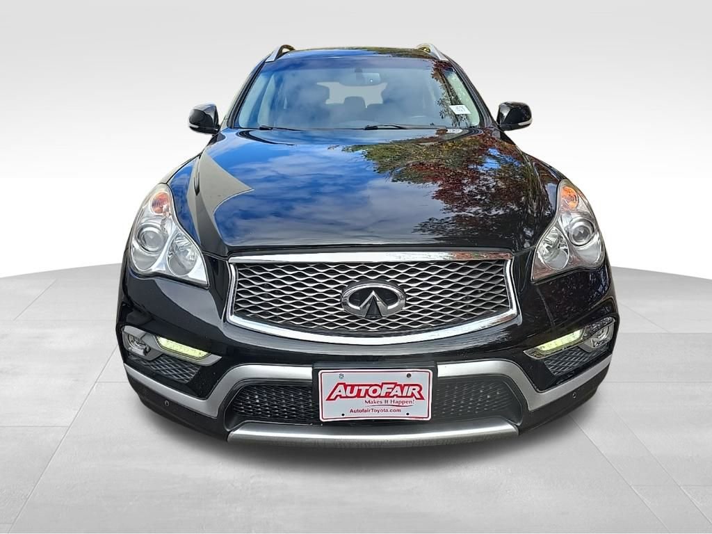 2017 Infiniti QX50 photo 2