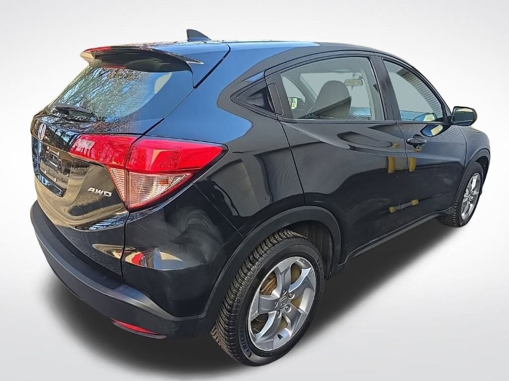 Used 2016 Honda HR-V LX AWD SUV