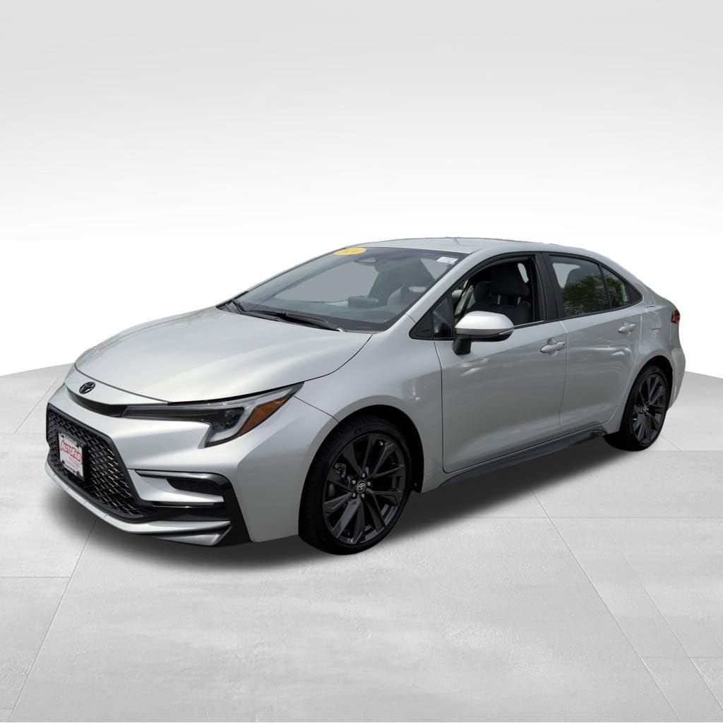 Used 2024 Toyota Corolla SE Sedan