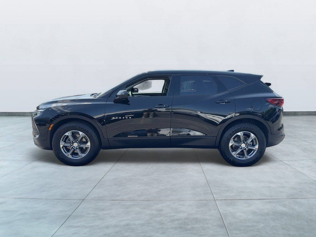 Used 2025 Chevrolet Blazer LT w/2LT SUV