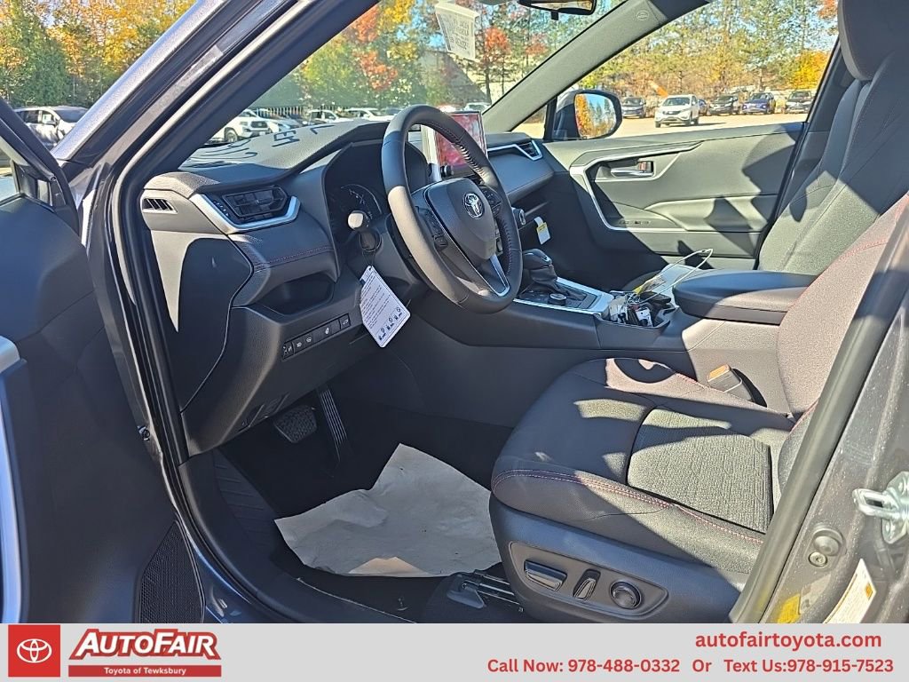 2025 Toyota Rav4 Plug-In Hybrid - Photo 17